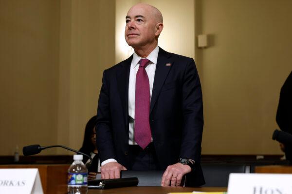 Homeland Security Secretary Alejandro Mayorkas prepares to testify before the House Homeland Security Committee on Capitol Hill on Nov. 15, 2022. (Chip Somodevilla/ Getty Images)