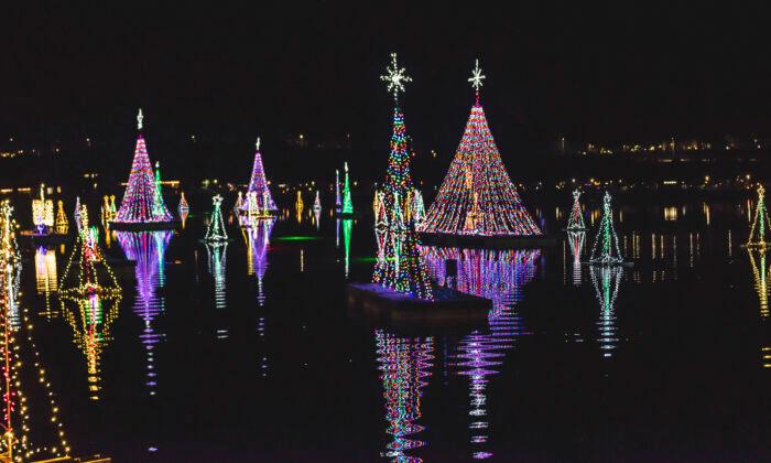Lighting of the Bay Kicks Off Holiday Season in Newport Beach