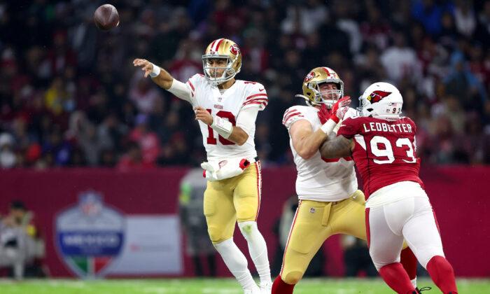 Jimmy Garoppolo Throws 4 TDs as 49ers Fly by Cardinals