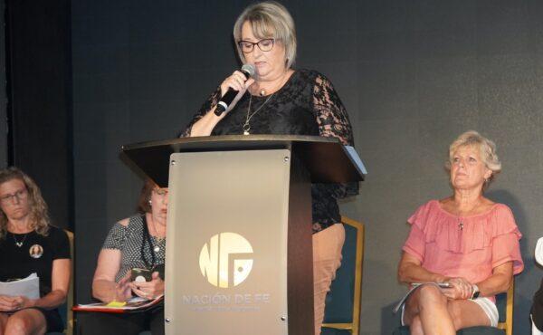 Cynthia Schrock speaks about the death of her husband, who was treated in a hospital for COVID-19, at a press conference spotlighting the families of COVID-19 victims in Kissimmee, Fla. on Oct. 13, 2022. (Nanette Holt/The Epoch Times)