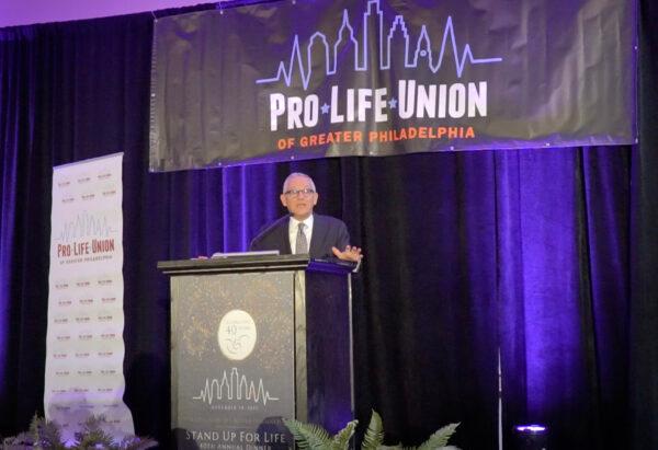 Long-time pro-life activist David Bereit spoke at the 40th annual Stand Up For Life dinner in Philadelphia, Pa., on Nov. 20, 2022. (Lily Sun/The Epoch Times)