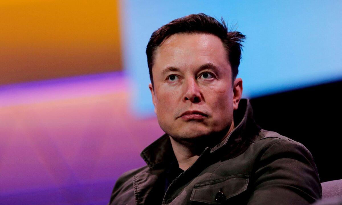 Tesla CEO Elon Musk speaks at a gaming convention in Los Angeles, Calif., on June 13, 2019. (Mike Blake/Reuters)