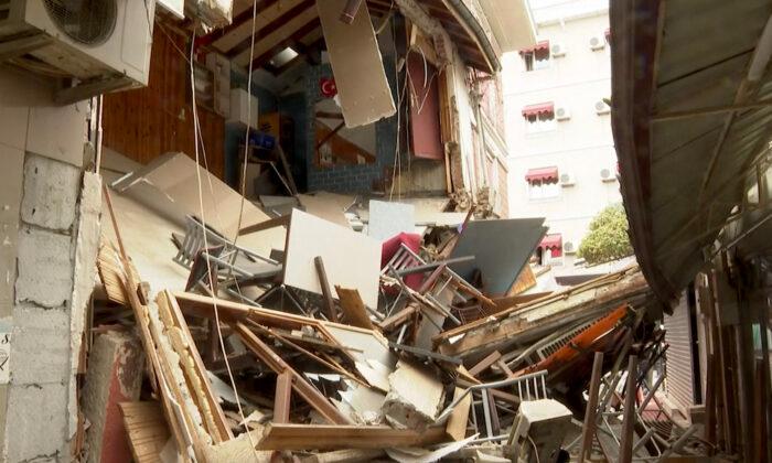 Magnitude 5.9 Earthquake Hits Northwest Turkey, Dozens Injured