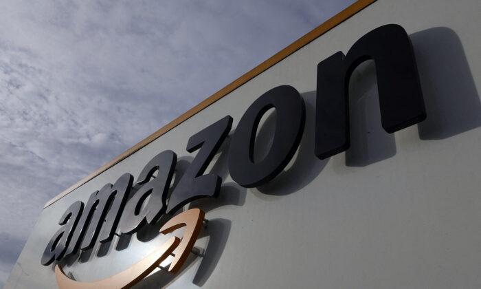 Amazon Workers Protest at Some German, French Sites on Black Friday