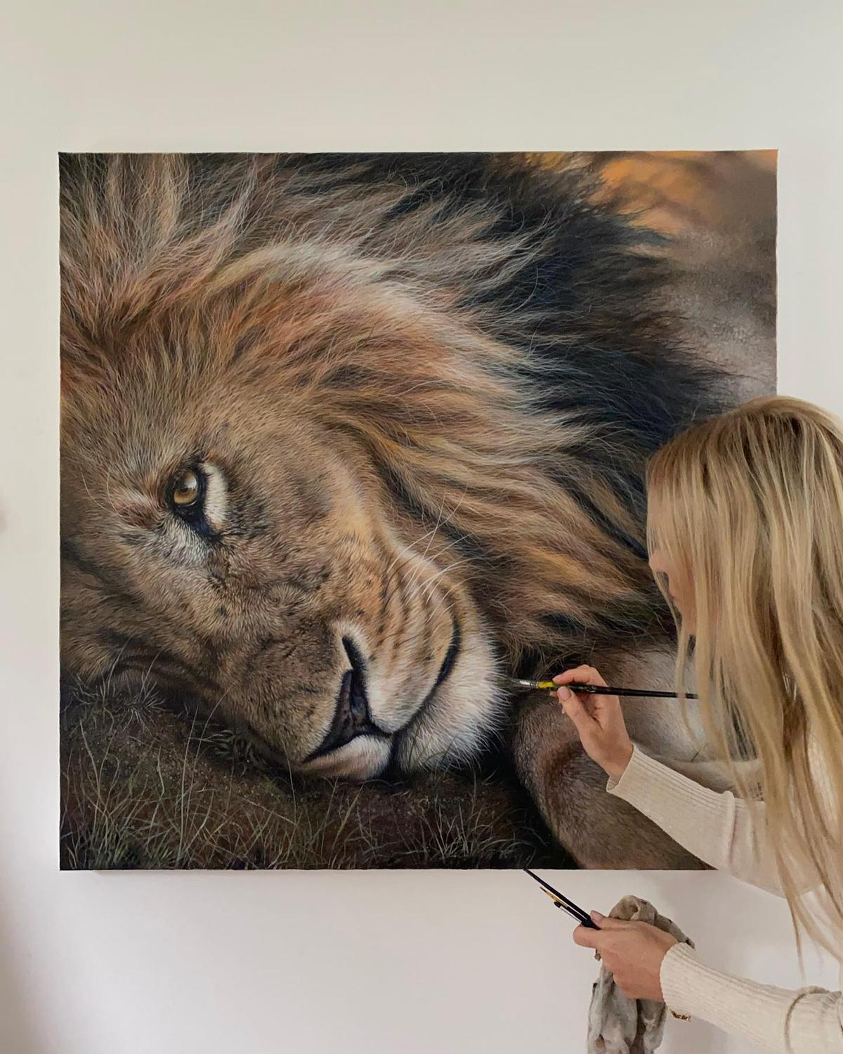 Recent acrylic painting of a male lion by Julie Rhodes. (Courtesy of <a href="https://www.julierhodes.com/">Julie Rhodes</a>)