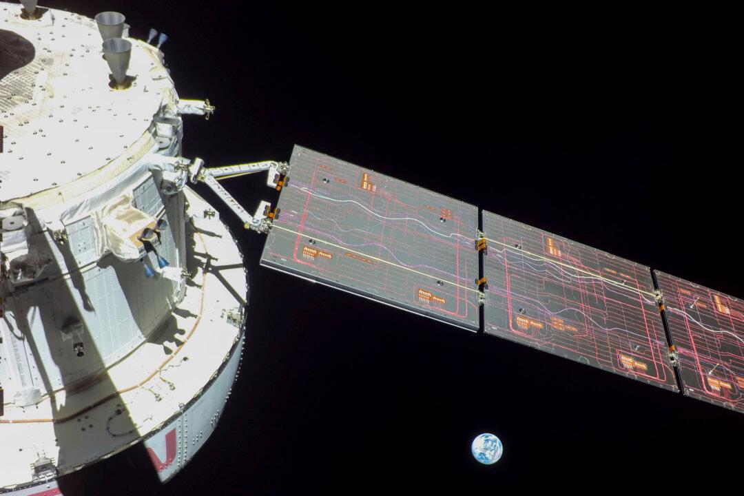 NASA’s Orion Capsule Enters Far-Flung Orbit Around Moon