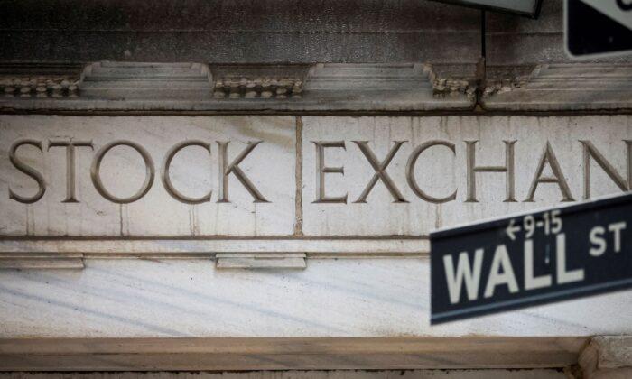 Wall Street Opens Lower as Credit Suisse Renews Bank Worries