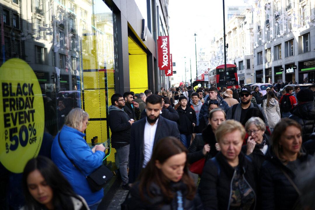 Cost-of-Living Crisis Casts Shadow Over Europe’s Black Friday