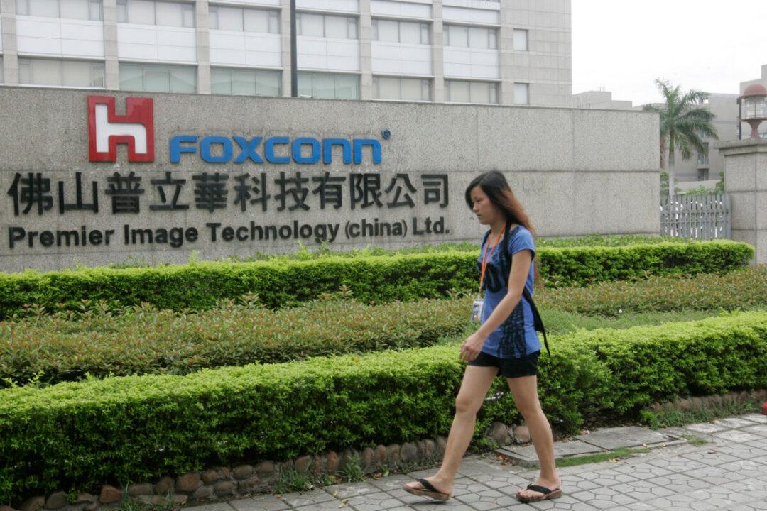 Fearing Revenue Losses, Local Governments Mobilize Veterans to Cover Worker Shortage at Foxconn