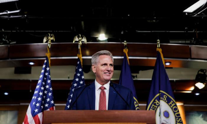 2 Top Republicans Back McCarthy as Next House Speaker