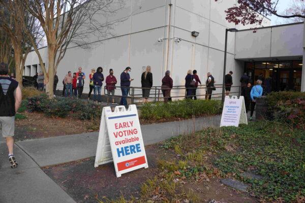 Georgia voters line up for early voting in the Senate runoff at the North Fulton County Annex in Sandy Springs on November 29, 2022. (Photo by Dan M. Berger/The Epoch Times.)