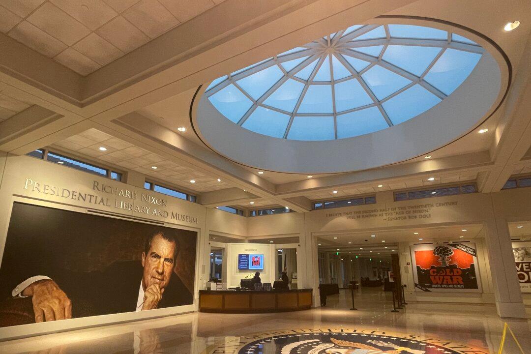 Nixon Library Brings History to Life, Virtually and in Person