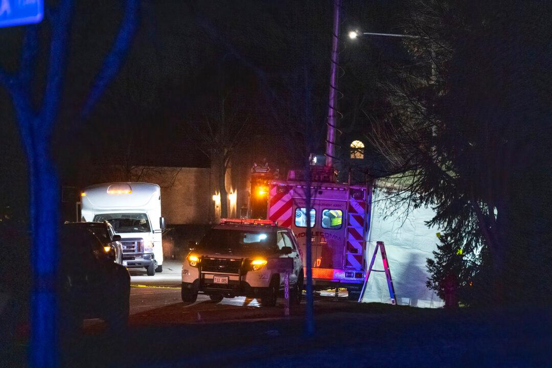 Coroner: 2 Children Among 5 Found Dead in Chicago-Area Home