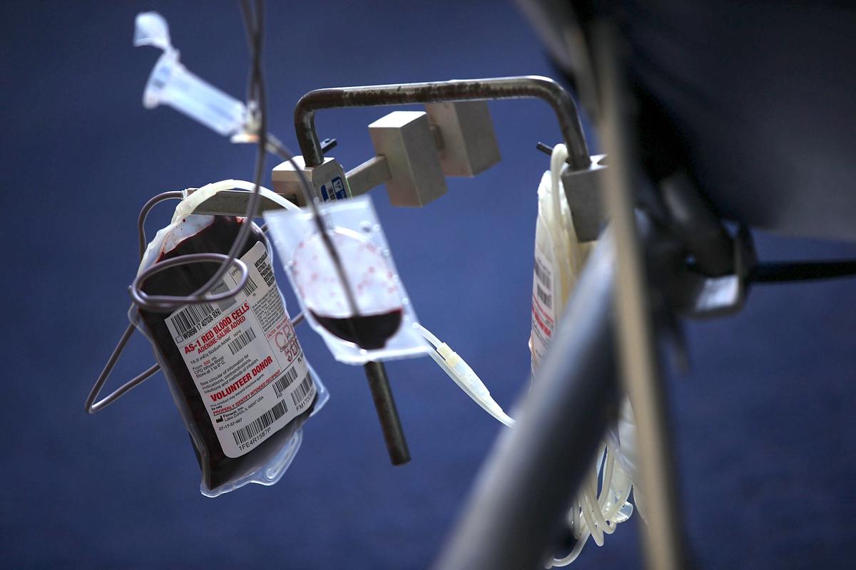 Nonprofit Blood Donation Service Starts Matching Unvaccinated Patients With Donors