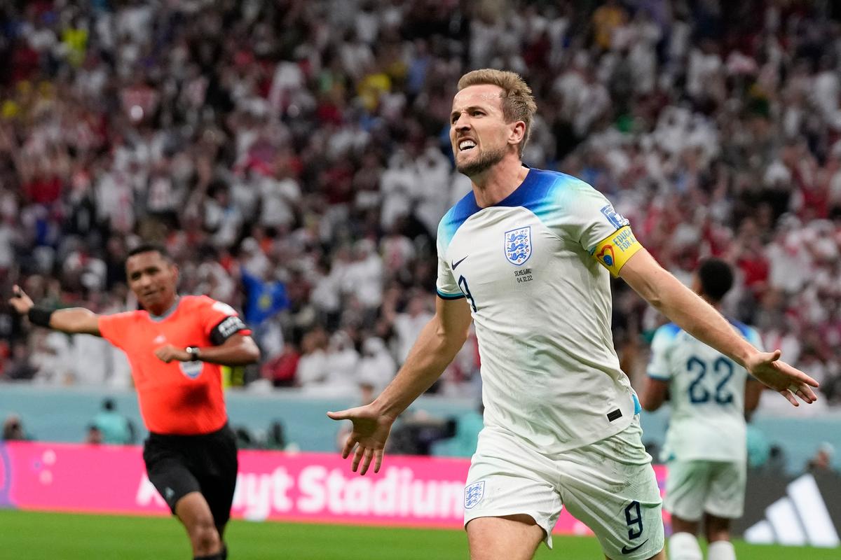 England Reaches World Cup Quarterfinals, Beats Senegal 3–0