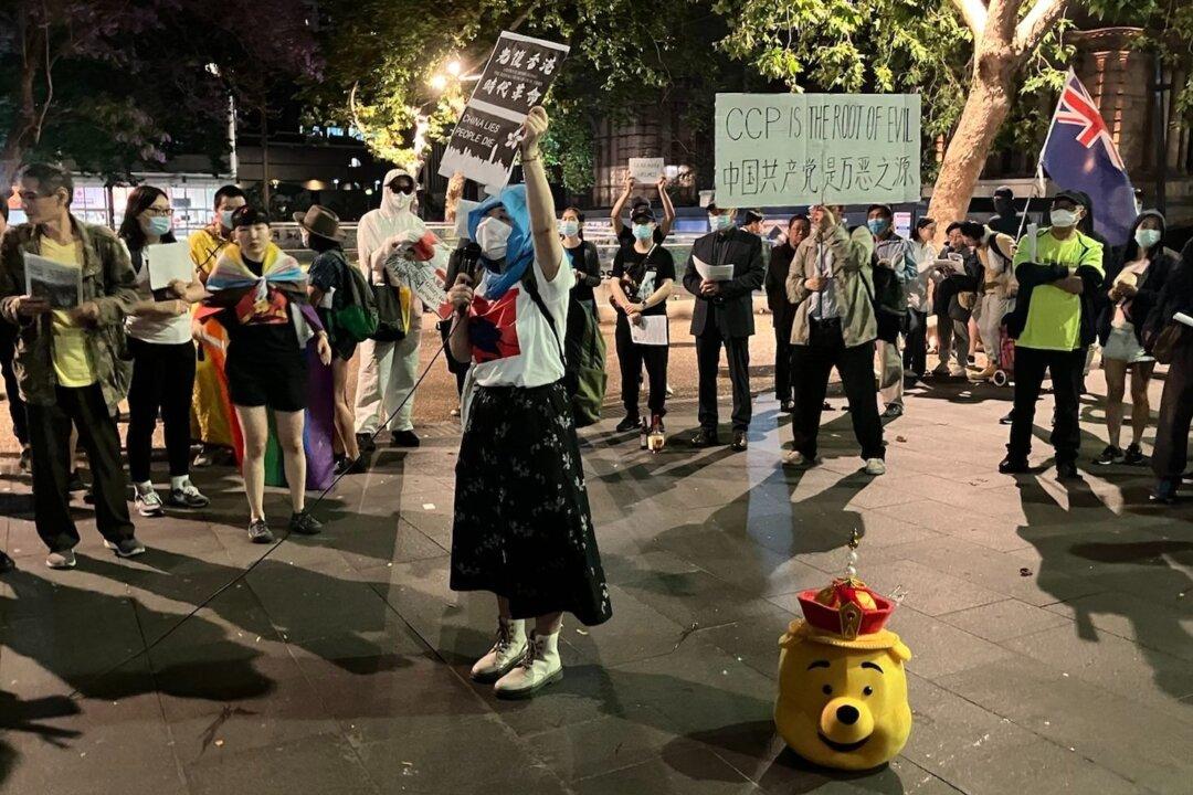 People Across Political Spectrum Show Support for China’s Anti-CCP Protests at Australian Rally