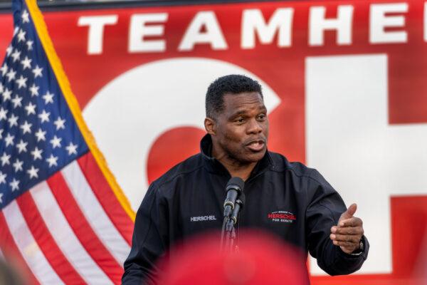 Herschel Walker campaigns in Loganville, Ga., on Dec. 4, 2022, two days before the Senate runoff election. (Phil Mistry/PHIL FOTO)