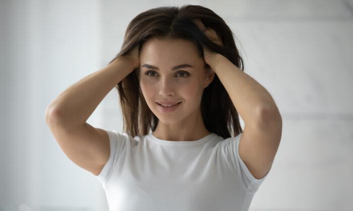 7 Natural Ways to Get Thicker Hair