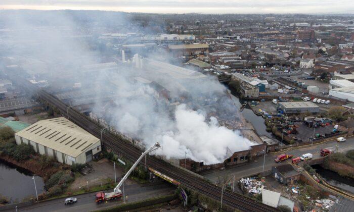 Major Incident Declared in UK City After Fire Engulfs Multiple Buildings