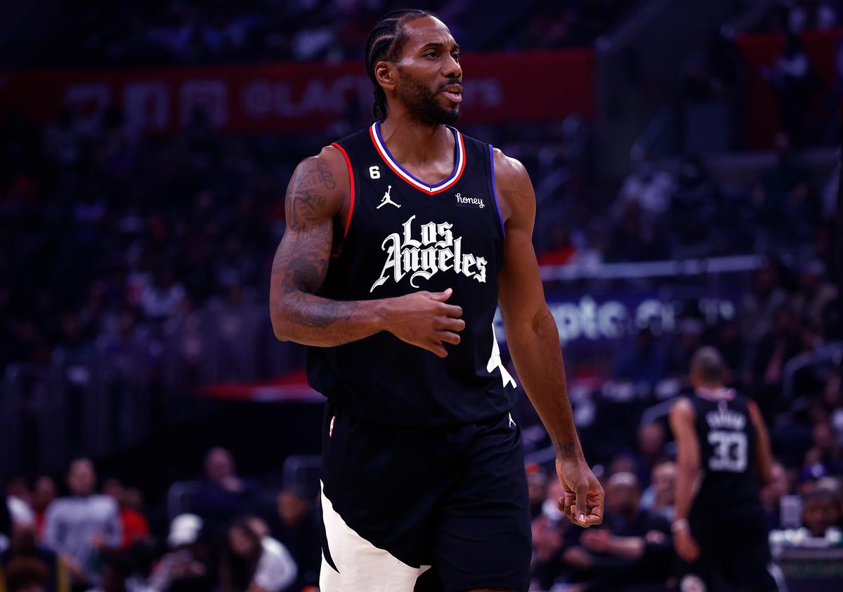 Leonard Returns, Hits Game-Winner as Clippers Beat Hornets