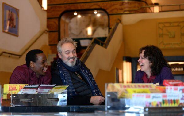 (L–R) Micheal Ward, director Sam Mendes, and Olivia Coleman on the set of "Empire of Light" (Searchlight Pictures)