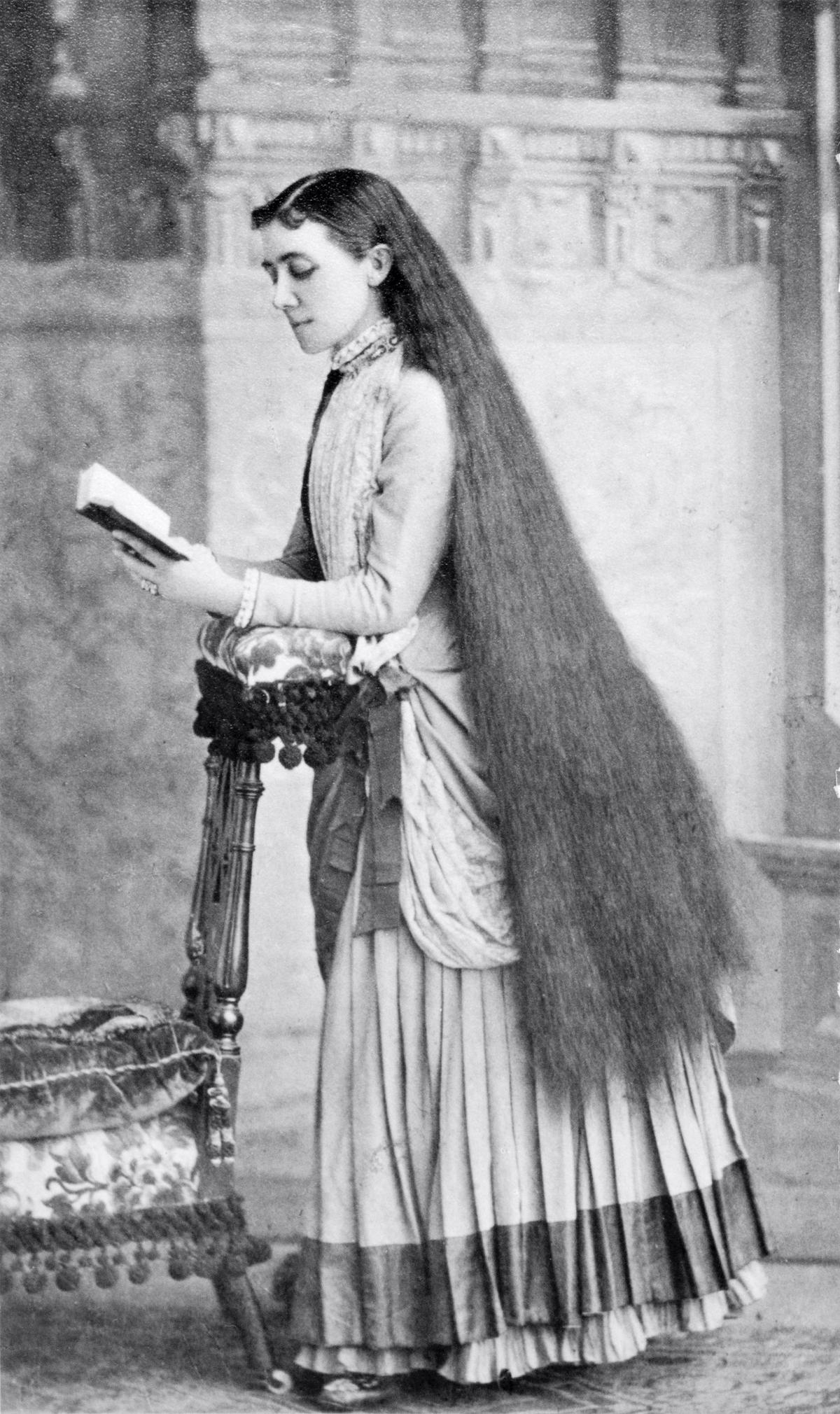 Josephine Adelaide de Malmanche (1848-1937), whose married name was Webb. (Collection of Akaroa Museum, Photo:550)