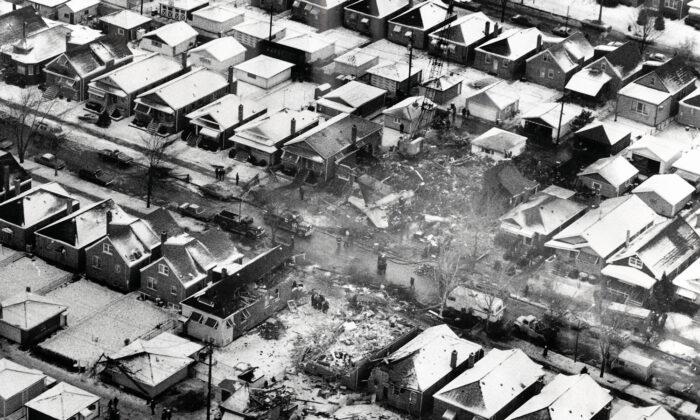 Witnesses Recall the Day 45 People Died When a Passenger Jet Crashed Into a Chicago Neighborhood