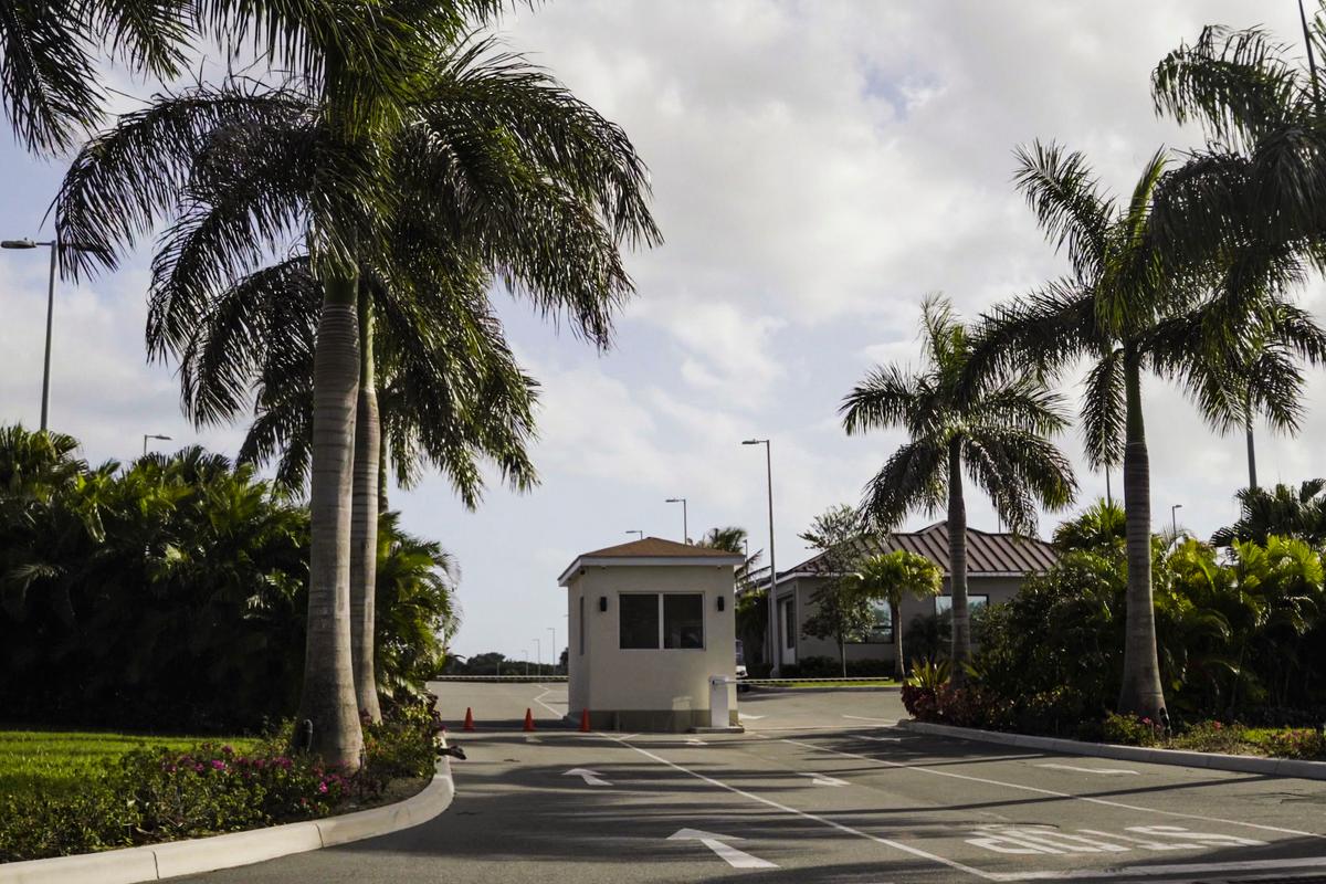 View of the entrance to the former FTX offices on New Providence Island, Bahamas, on Dec. 3, 2022. (Nicholas Ewing/ The Epoch Times)