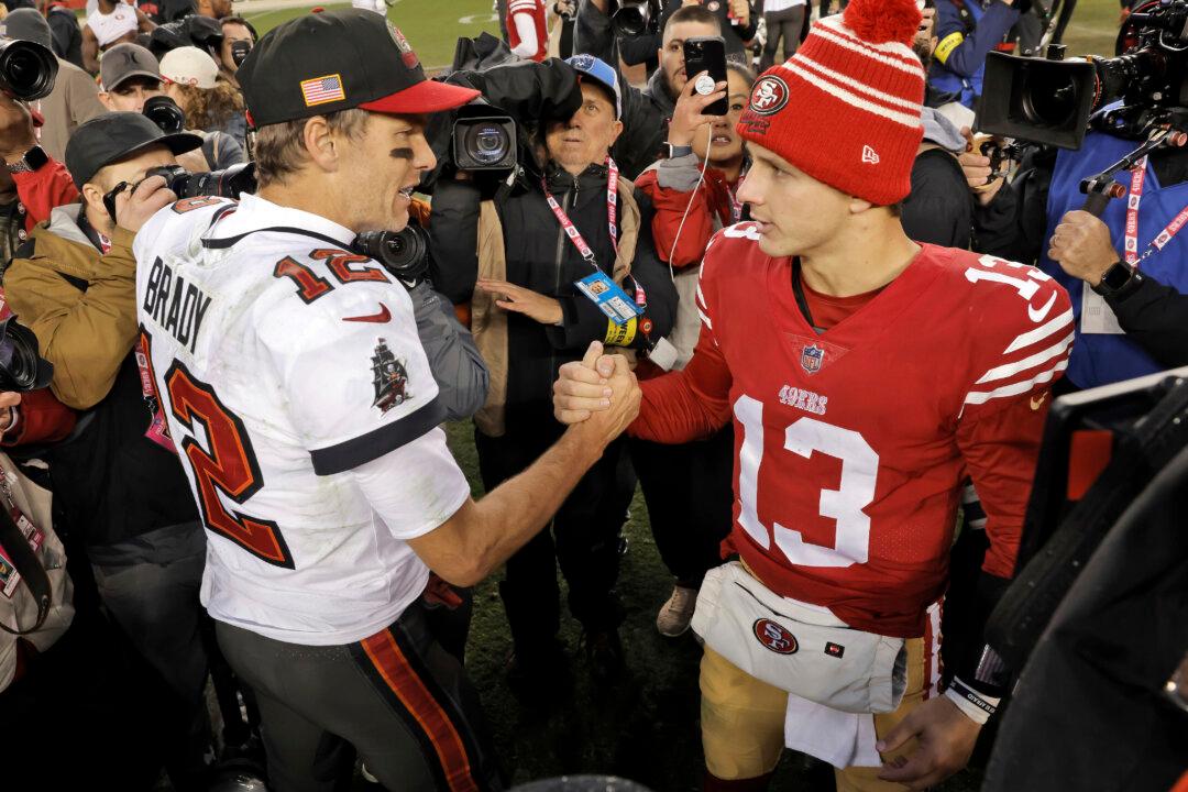 Purdy Outshines Brady in 1St Start as 49Ers Beat Bucs 35–7