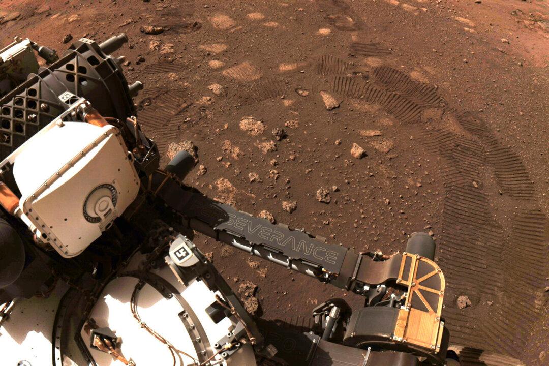 Mars Rover Captures 1st Sound of Dust Devil on Red Planet