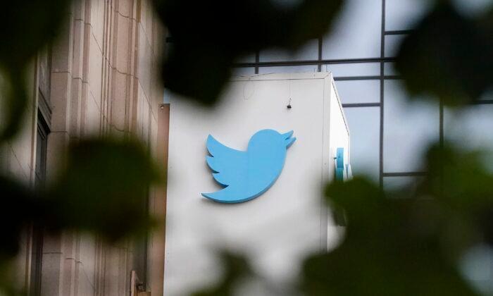 Twitter Bans ‘Free Promotion’ of Other Social Media Platforms, Then Loosens New Rule