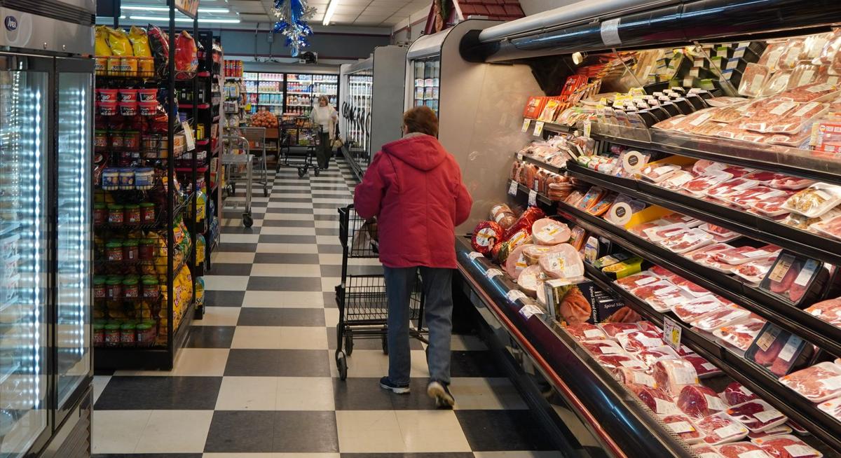 As Food Prices Rise, Some Holiday Shoppers Cut Back, Others Unaffected