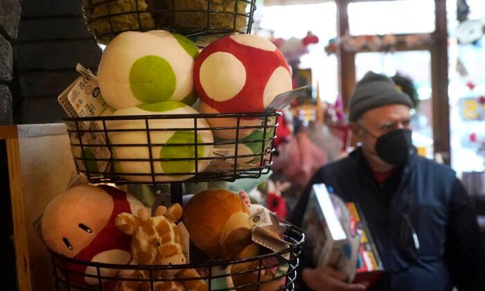 Inflation Dampens Otherwise Bright Small Biz Holiday Season