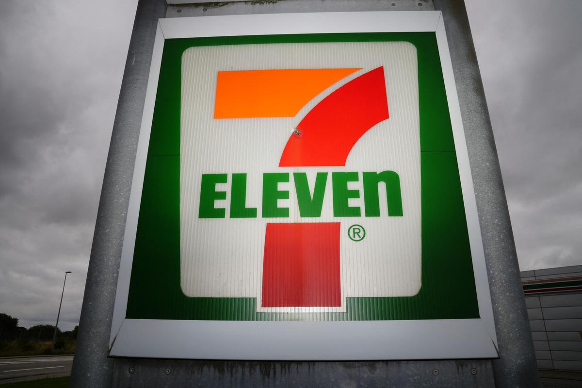 7-Eleven to Serve Alcohol With In-Store Dining in Ontario