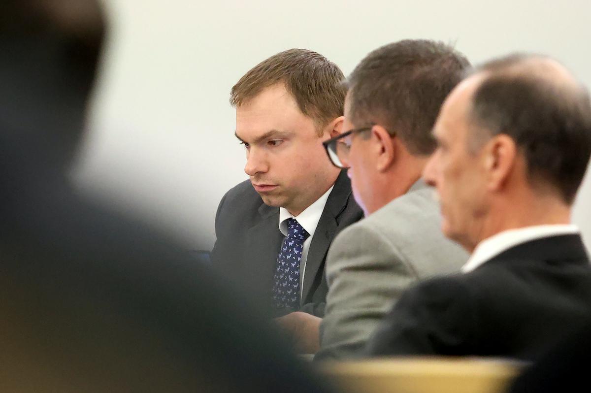 Jury Finds Former Texas Police Officer Guilty of Manslaughter in Shooting Death of Atatiana Jefferson
