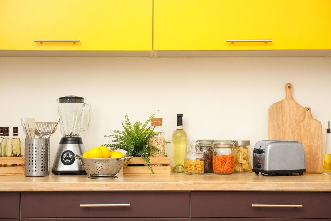 How to Decorate Your Kitchen Counter With Style