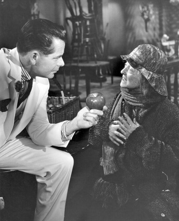 Dave the Dude (Glenn Ford) and Apple Annie (Bette Davis), in “Pocketful of Miracles.” (MovieStillDB)
