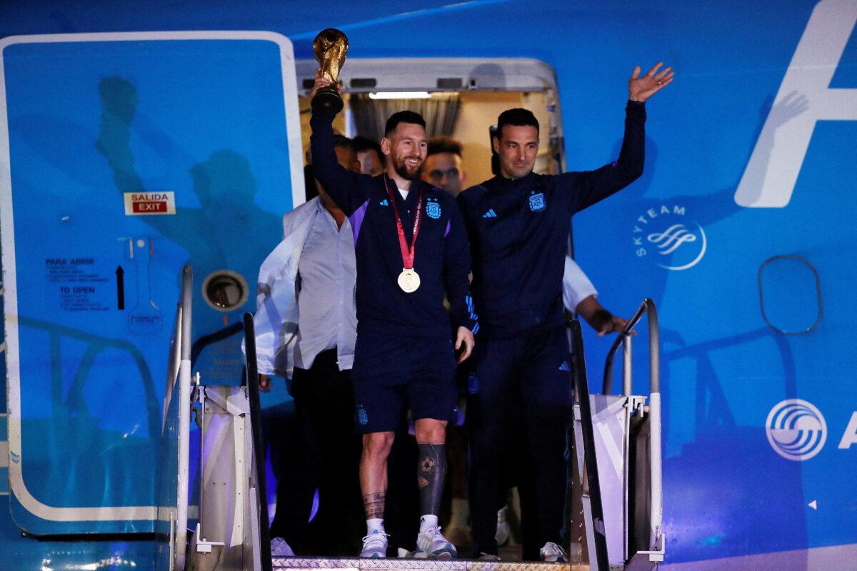 The Argentina soccer team returns after winning the World Cup, in Buenos Aires, Argentina, on Dec. 20, 2022. (Agustin Marcarian/Reuters)