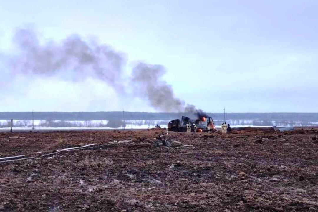 Explosion Tears Through Russian Gas Pipeline During Repairs