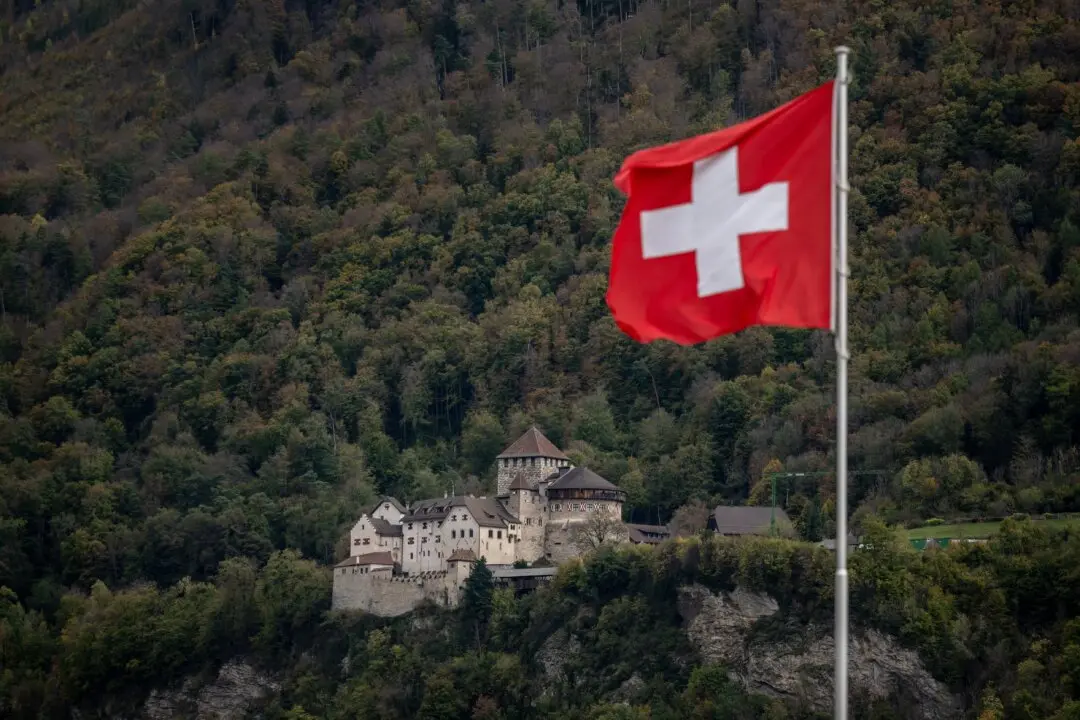 Swiss Voters Narrowly Reject Proposal to Cap Population at 10 Million, Early Results Show