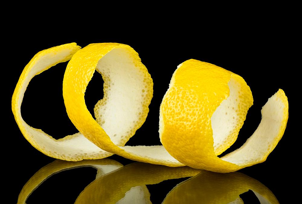 Garnish with a lemon or orange twist before serving. (domnitsky/Shutterstock)