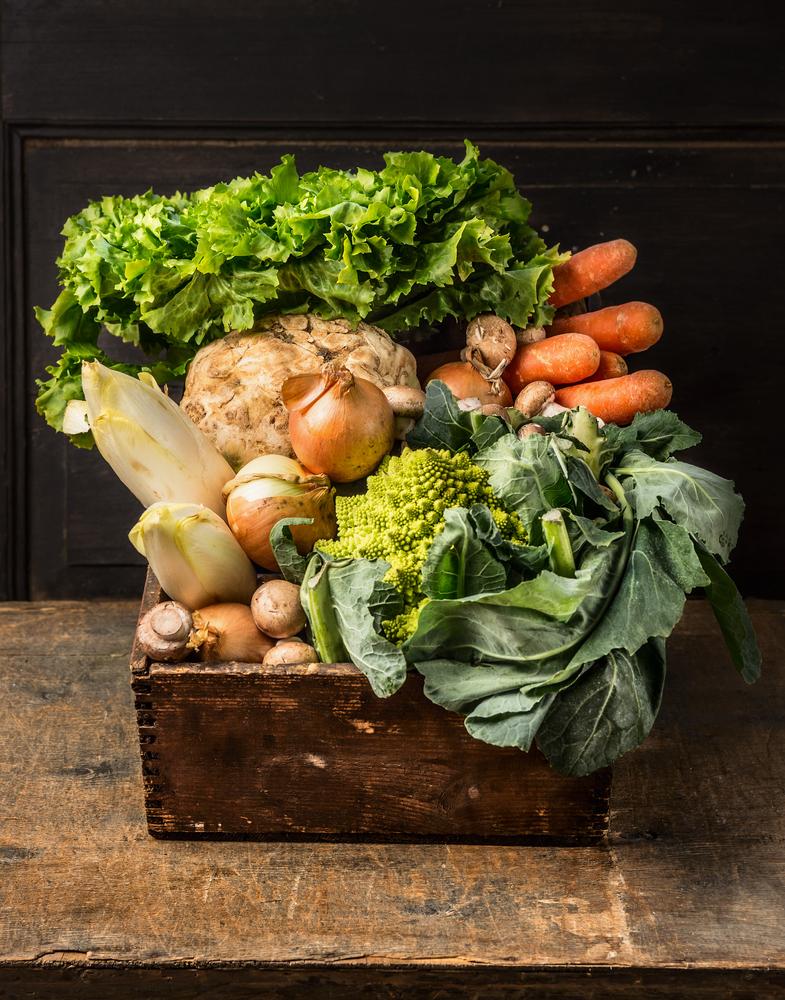 Farmers markets, community-supported agriculture (CSA) boxes, and other farm-to-door delivery services provide a closer connection to the source. (VICUSCHKA/Shutterstock)