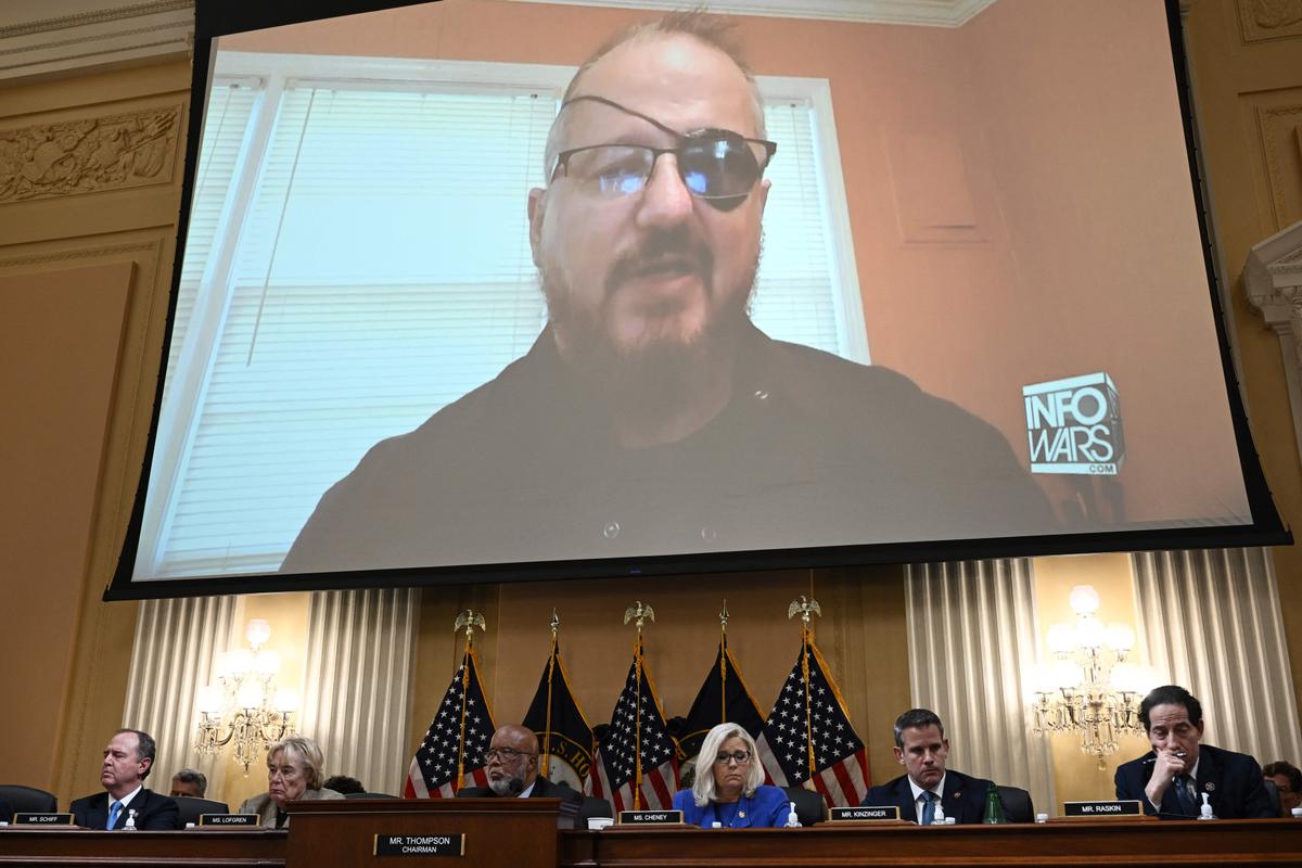 Oath Keepers Founder Accuses Capitol Police of ‘Willful Perjury,’ Calls for Verdicts to be Overturned