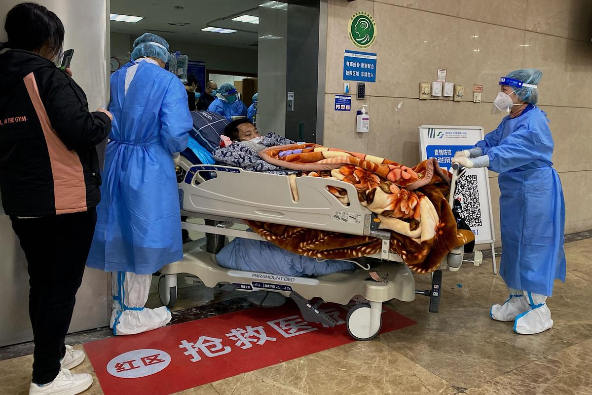 Medical, Funeral Services in China Overwhelmed as COVID Cases Soar