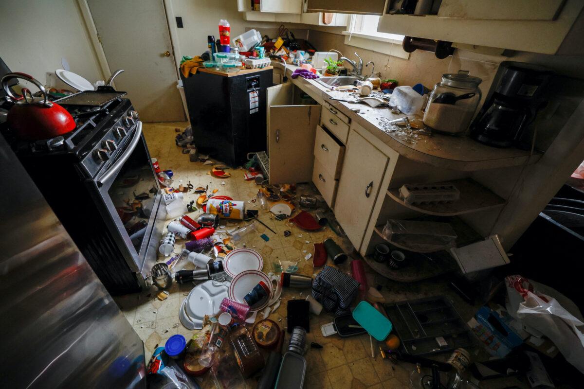 The kitchen of a house is seen after a strong 6.4-magnitude earthquake struck off the coast of northern California, in Rio Dell, Calif., on Dec. 20, 2022. (Fred Greaves/Reuters)
