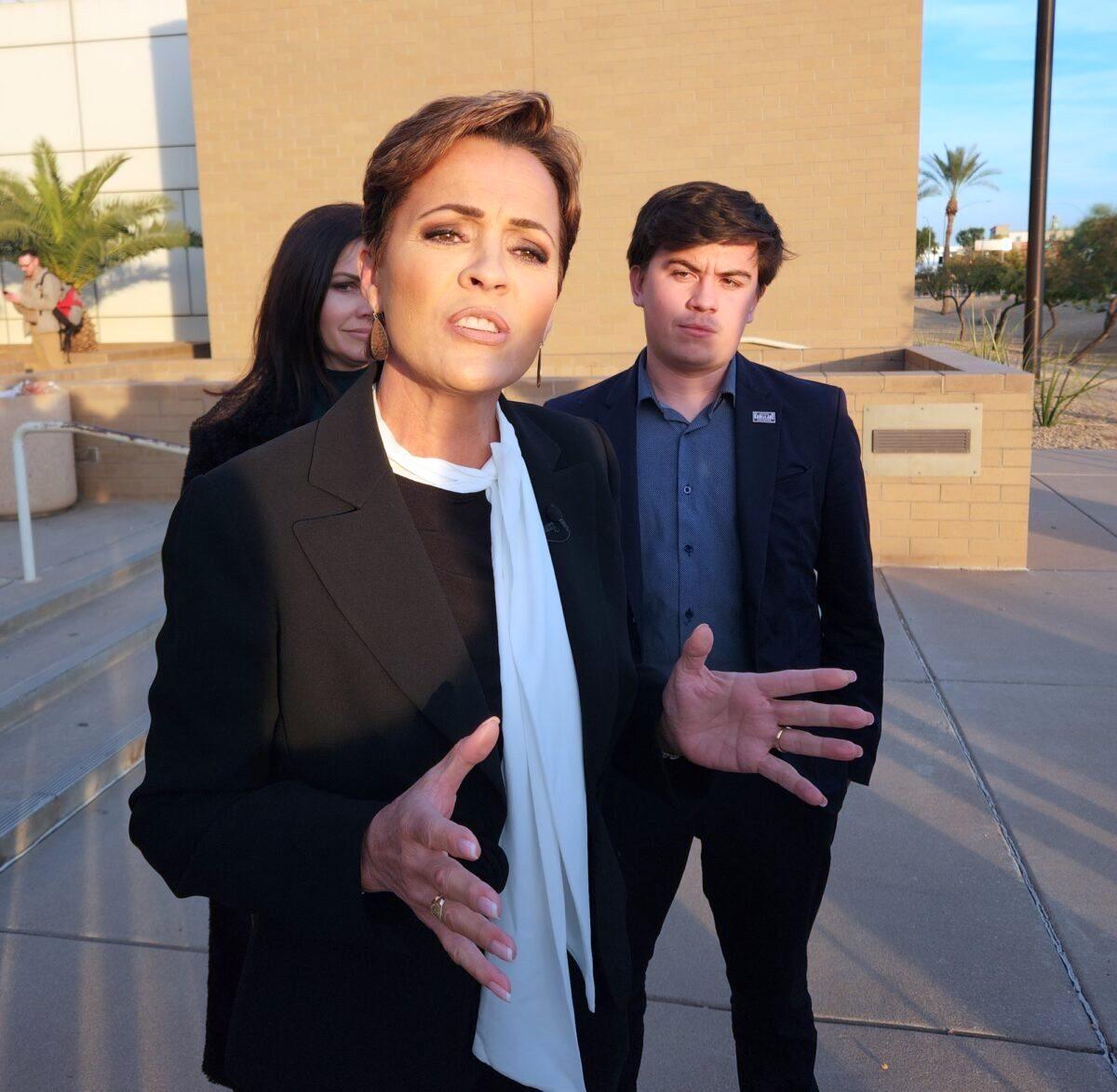 Following two days of testimony in a civil case she filed seeking to overturn the Nov. 8 general election, Arizona Republican gubernatorial candidate Kari Lake addresses the media outside the Superior Court of Maricopa County, Ariz., on Dec. 22, 2022. (Allan Stein/The Epoch Times)