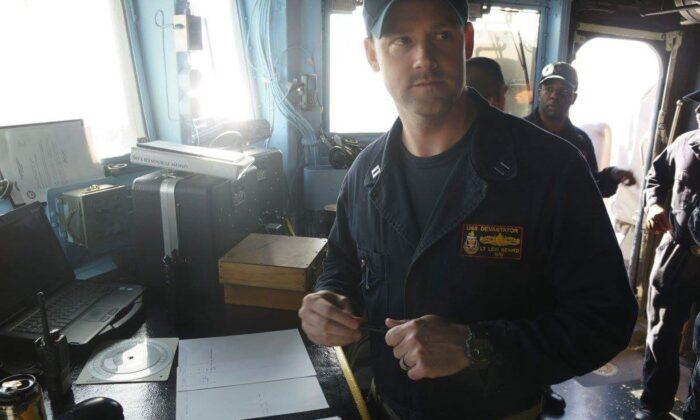 Naval Lieutenant Who Refused COVID Shot Faces $75,000 Bonus Payback