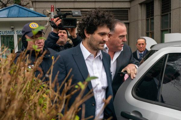 FTX founder Sam Bankman-Fried leaves Manhattan Federal Court after his arraignment and bail hearings in New York, on Dec. 22, 2022. (David Dee Delgado/Getty Images)