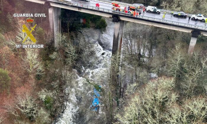 6 Dead After Bus Plunges Off Bridge Into River in Spain