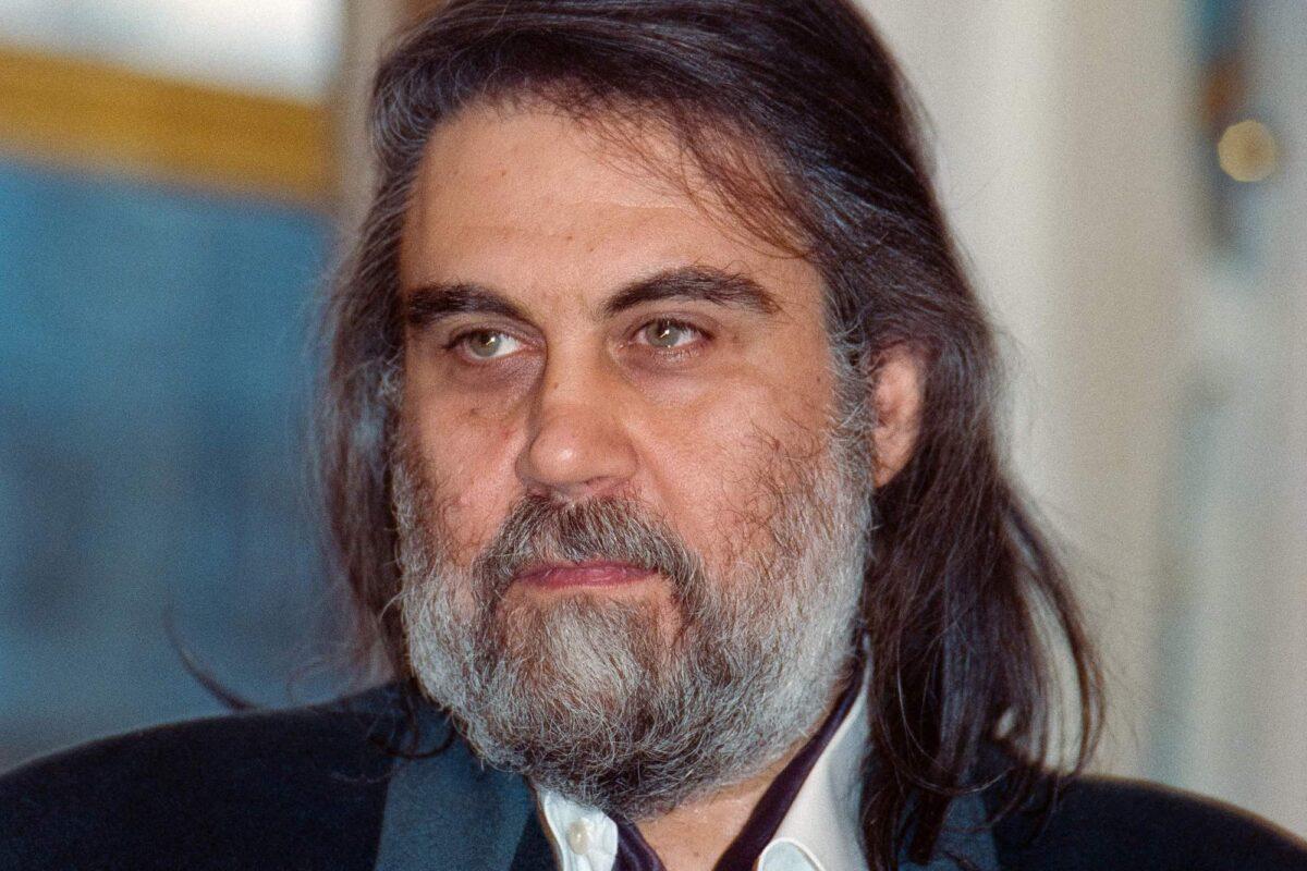 Greek musician and composer Vangelis Papathanassiou, known as Vangelis, poses at the French Culture Ministry in Paris France, on Oct. 20, 1992. (Georges Bendrihem/AFP/Getty Images)